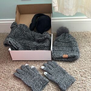 NEW Uratot Scarf, Hat, Touch Screen Gloves and Ear Warmer Set